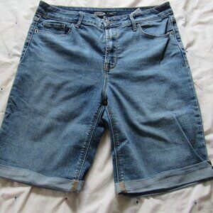 Light Blue Denim, High Rise, Jean Shorts Old Navy